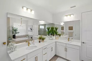 17731 Savory Mist Cir, Bradenton, FL 34211 - Photo 16