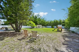 329 Bay Vista Ave, Osprey, FL 34229 - Photo 30