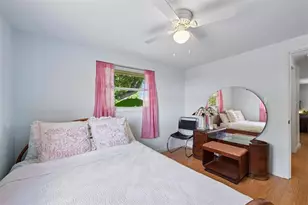 329 Bay Vista Ave, Osprey, FL 34229 - Photo 18