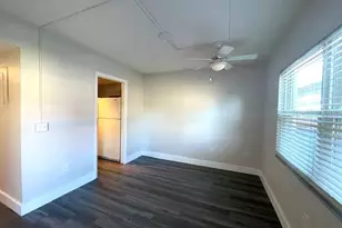 270 Santa Maria St, Venice, FL 34285 - Photo 2
