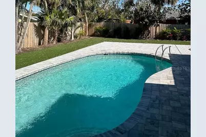 691 Russell Street, Longboat Key, FL 34228 - Photo 1