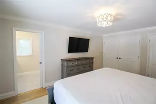 691 Russell St, Longboat Key, FL 34228 - Photo 20