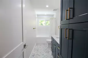 691 Russell St, Longboat Key, FL 34228 - Photo 14