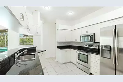 534 Oak Bay Drive, Osprey, FL 34229 - Photo 16