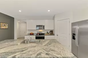 17733 Canopy Pl, Bradenton, FL 34211 - Photo 12