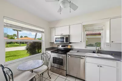 3210 Cambridge Avenue, Bradenton, FL 34207 - Photo 8