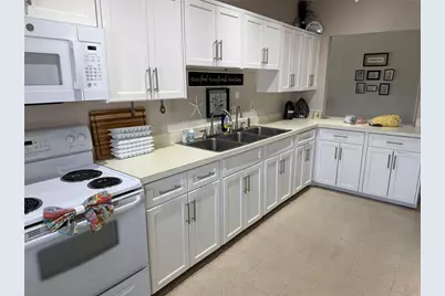 3210 Cambridge Avenue, Bradenton, FL 34207 - Photo 34