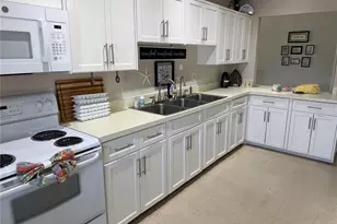 3210 Cambridge Ave, Bradenton, FL 34207 - Photo 34