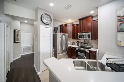 3760 Parkridge Circle #23-204, Sarasota, FL 34243 - Photo 8