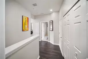 3760 Parkridge Cir, Sarasota, FL 34243 - Photo 14
