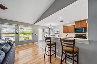12017 Larson Ln, Parrish, FL 34219 - Photo 10