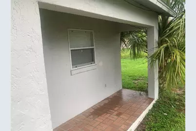 1674 NE Floridian Circle, Arcadia, FL 34266 - Photo 4
