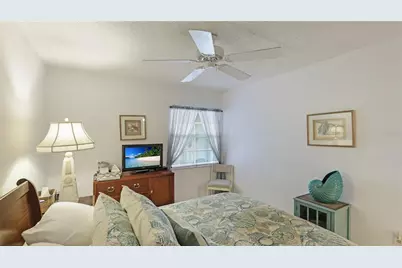 1109 Edgewater Circle #1109, Bradenton, FL 34209 - Photo 8