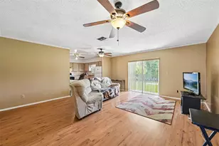 107 67th St NE, Bradenton, FL 34208 - Photo 6