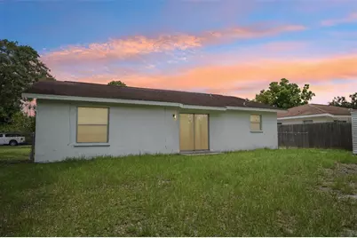 107 67th Street NE, Bradenton, FL 34208 - Photo 2