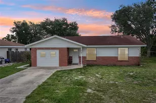 107 67th St NE, Bradenton, FL 34208 - Photo 1