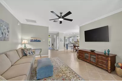 7031 Quiet Creek Drive, Bradenton, FL 34212 - Photo 4