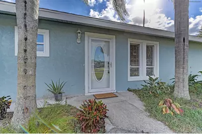 1106 Southern Pine Lane, Sarasota, FL 34243 - Photo 4