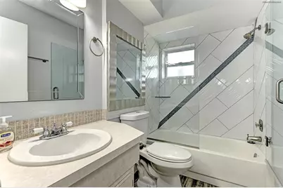 1106 Southern Pine Lane, Sarasota, FL 34243 - Photo 22