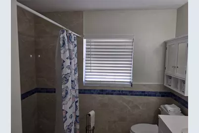 537 Melody Circle, Sarasota, FL 34237 - Photo 8