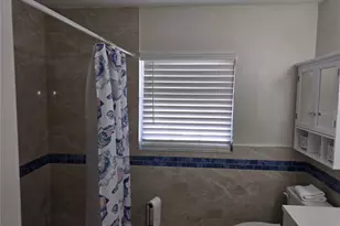 537 Melody Cir, Sarasota, FL 34237 - Photo 8