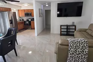 537 Melody Cir, Sarasota, FL 34237 - Photo 2