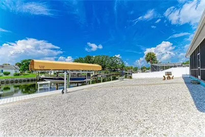 9907 Royal Palm Drive, Bradenton, FL 34210 - Photo 42