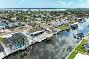 9907 Royal Palm Dr, Bradenton, FL 34210 - Photo 50