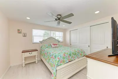 9907 Royal Palm Drive, Bradenton, FL 34210 - Photo 24