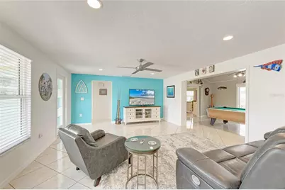 9907 Royal Palm Drive, Bradenton, FL 34210 - Photo 8