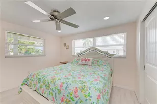9907 Royal Palm Dr, Bradenton, FL 34210 - Photo 26