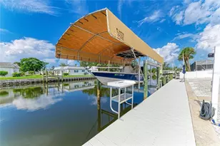 9907 Royal Palm Dr, Bradenton, FL 34210 - Photo 44