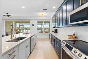 380 Stella Maris Dr N, Naples, FL 34114 - Photo 4