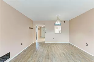 220 Santa Maria St, Venice, FL 34285 - Photo 12