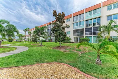 220 Santa Maria Street #338, Venice, FL 34285 - Photo 4