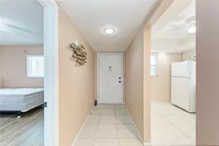 220 Santa Maria St, Venice, FL 34285 - Photo 8