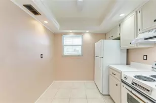 220 Santa Maria St, Venice, FL 34285 - Photo 16