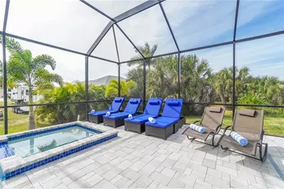 15561 Melport Circle, Port Charlotte, FL 33981 - Photo 8