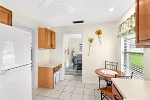 3670 Glen Eagle Dr, Sarasota, FL 34238 - Photo 14