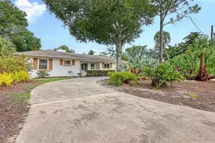 4735 Remington Dr, Sarasota, FL 34234 - Photo 1