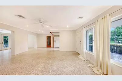 4735 Remington Drive, Sarasota, FL 34234 - Photo 8