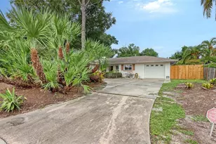 4735 Remington Dr, Sarasota, FL 34234 - Photo 2