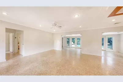 4735 Remington Drive, Sarasota, FL 34234 - Photo 6