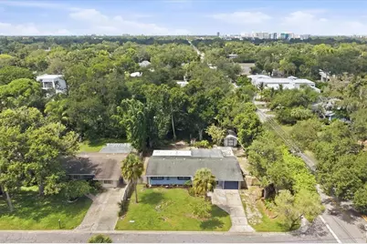2000 Craft Lane, Sarasota, FL 34239 - Photo 24