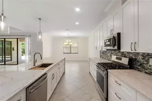9730 Carnoustie Pl, Bradenton, FL 34211 - Photo 8