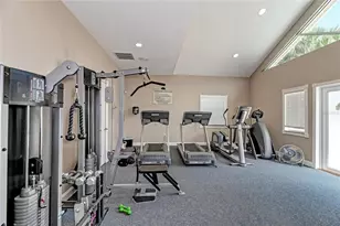 5200 Manorwood Dr, Sarasota, FL 34235 - Photo 72