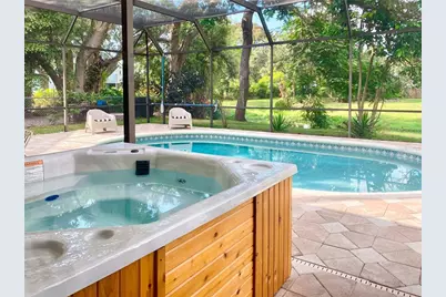 4907 82nd Place E, Sarasota, FL 34243 - Photo 20