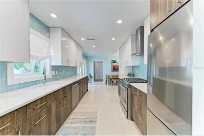 580 Linley Street, Longboat Key, FL 34228 - Photo 8