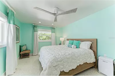 580 Linley Street, Longboat Key, FL 34228 - Photo 32