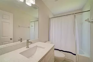 6308 Robin Cove, Bradenton, FL 34202 - Photo 12